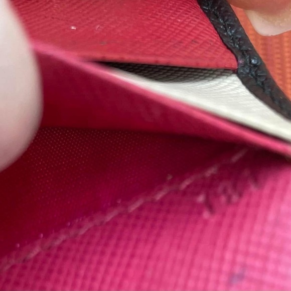 Prada Black Wallet - Picture 5 of 12